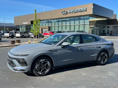Certified 2026 Hyundai Sonata SEL AWD/4WD image 1