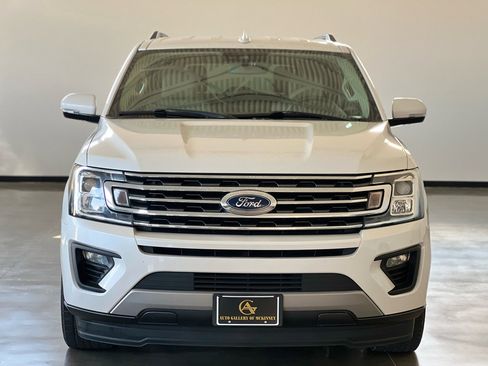 Used 2019 Ford Expedition XLT w/ Equipment Group 202A image 2