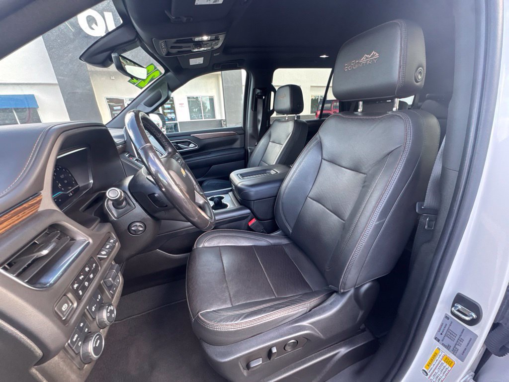 Used 2022 Chevrolet Tahoe High Country w/ Premium Package AWD/4WD image 11