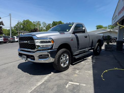 Used 2022 RAM 3500 Big Horn w/ Level C Equiment Group AWD/4WD image 2