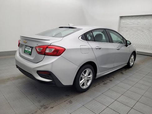 Used 2017 Chevrolet Cruze LT w/ Convenience Package image 9