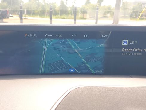 New 2026 Lincoln Nautilus Reserve AWD/4WD image 21