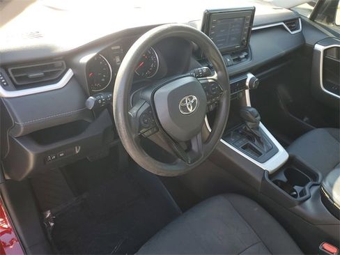 Used 2020 Toyota RAV4 XLE image 16