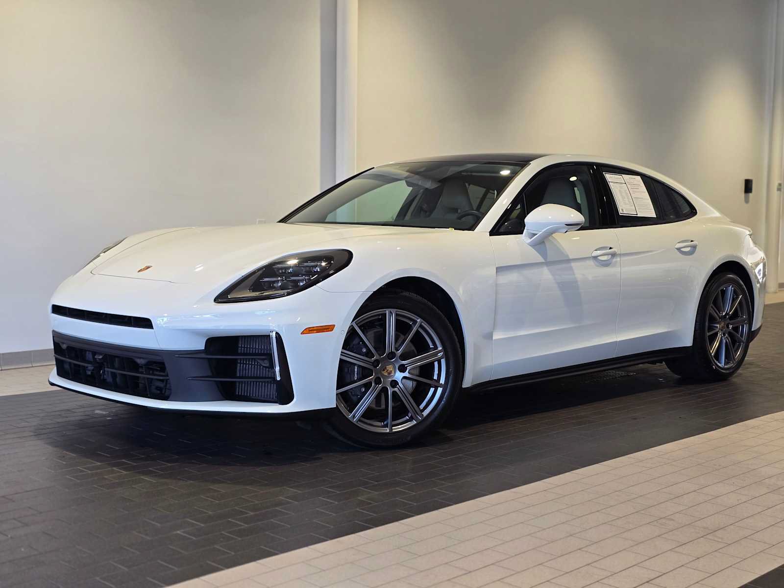 Used 2025 Porsche Panamera 4 AWD/4WD image 1