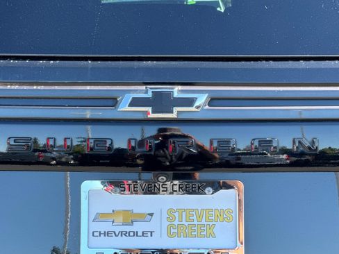 Used 2021 Chevrolet Suburban RST AWD/4WD image 46