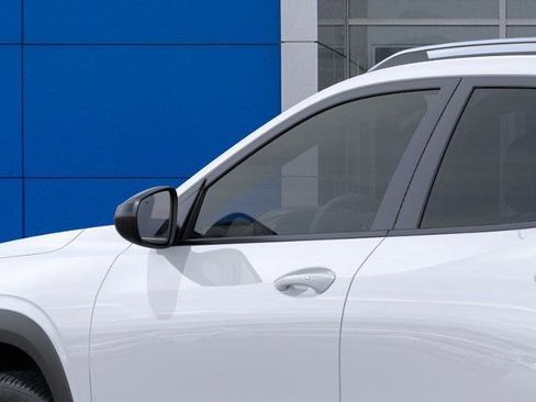 New 2026 Chevrolet Trax ACTIV w/ Sunroof Package image 12