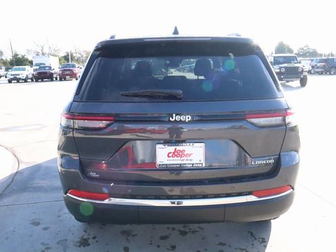 New 2025 Jeep Grand Cherokee Laredo w/ Luxury Tech Group I image 21