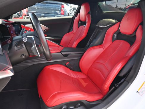 Used 2022 Chevrolet Corvette Stingray Preferred Conv w/ Z51 Performance Package RWD image 15