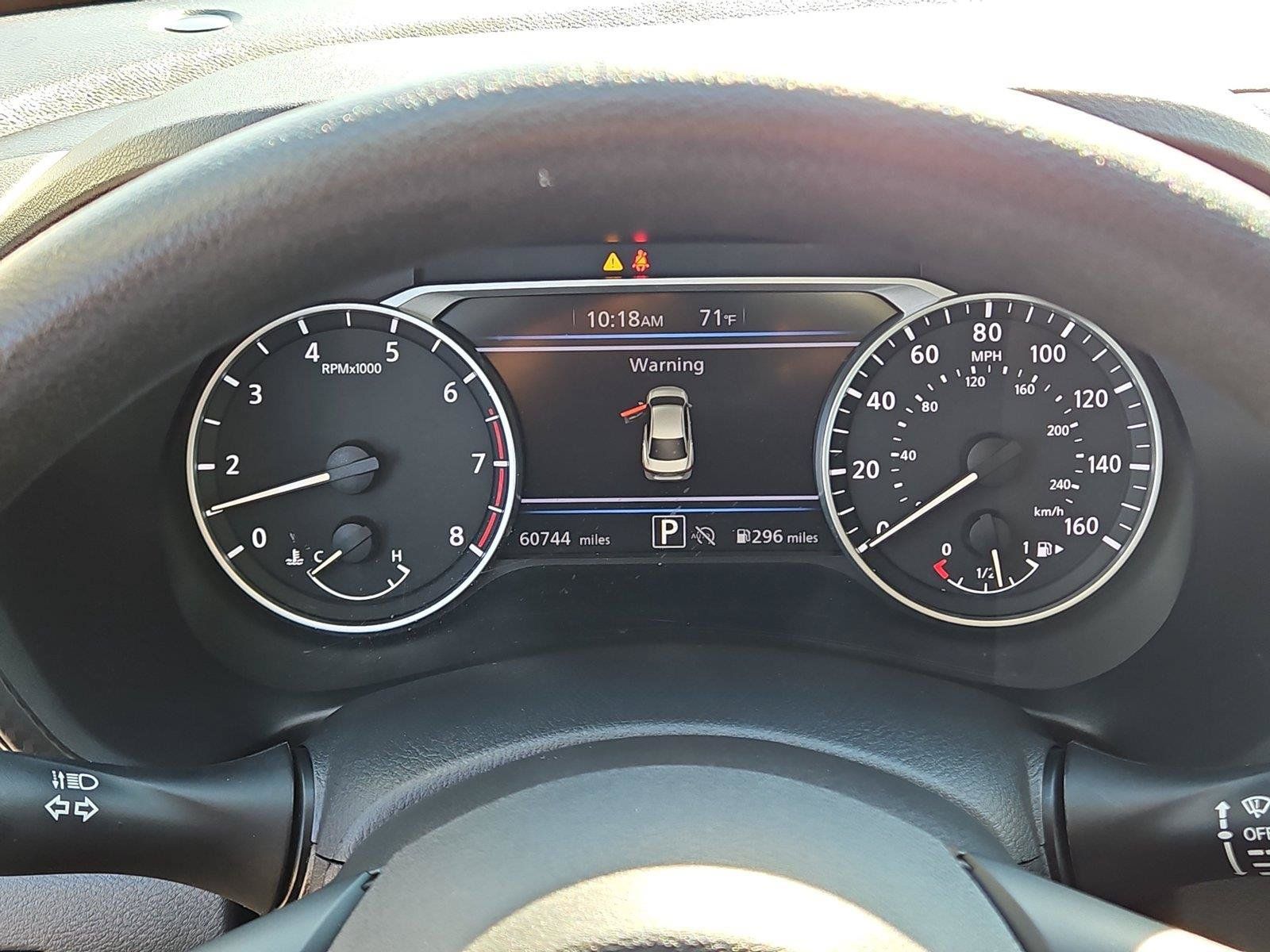 Used 2024 Nissan Sentra SV FWD image 24