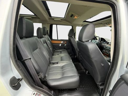 Used 2015 Land Rover LR4 HSE AWD/4WD image 25