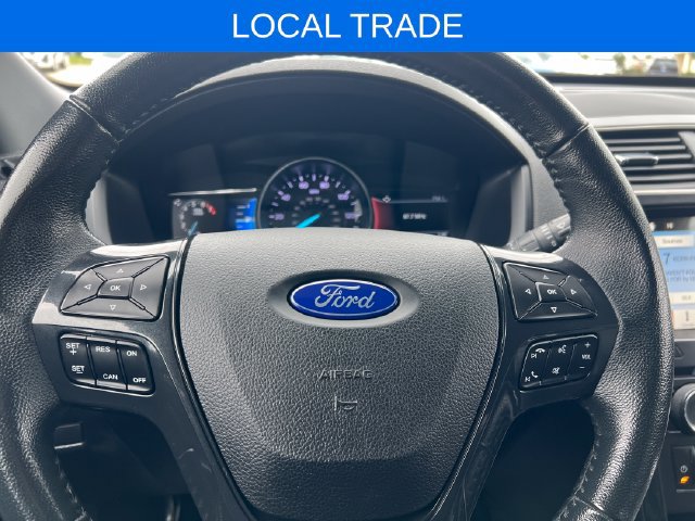 Used 2018 Ford Explorer XLT w/ Equipment Group 202A AWD/4WD image 29