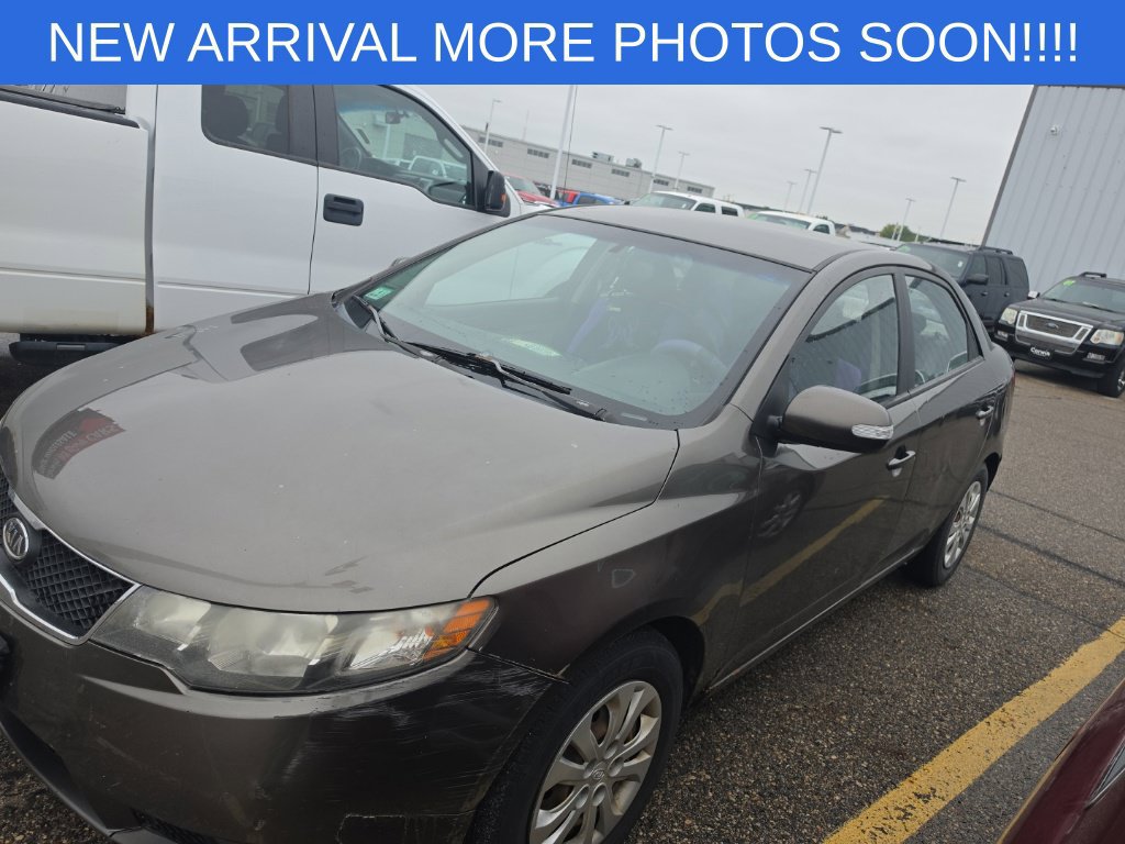 Used 2010 Kia Forte EX FWD image 3