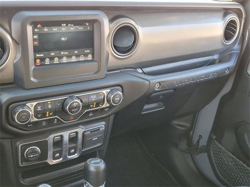 Used 2023 Jeep Wrangler Sport S image 25