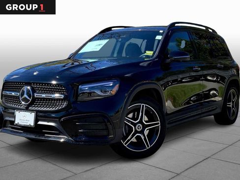New 2026 Mercedes-Benz GLB 250 4MATIC image 1
