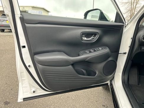 New 2026 Honda HR-V EX-L image 18