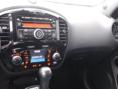 Used 2014 Nissan Juke NISMO w/ Interior Illumination Package image 18