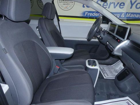 Used 2024 Hyundai Ioniq 5 SEL AWD/4WD image 8