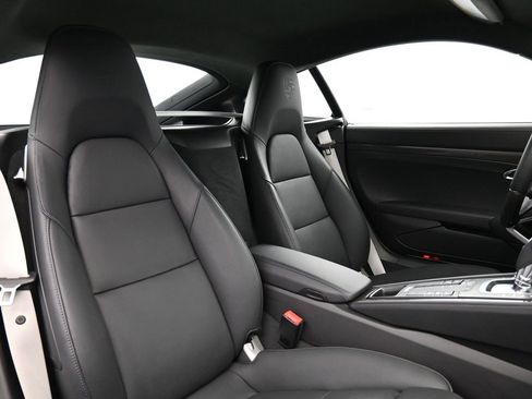 Used 2025 Porsche 718 Cayman GT4 image 24