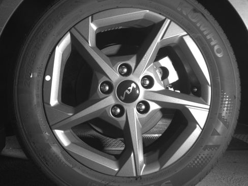 Used 2025 Kia K4 LXS image 14