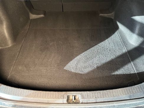 Used 2023 Toyota Corolla LE FWD image 22