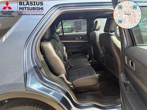 Used 2018 Ford Explorer XLT w/ Equipment Group 202A AWD/4WD image 50