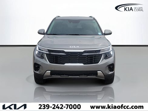 New 2026 Kia Seltos S FWD image 2