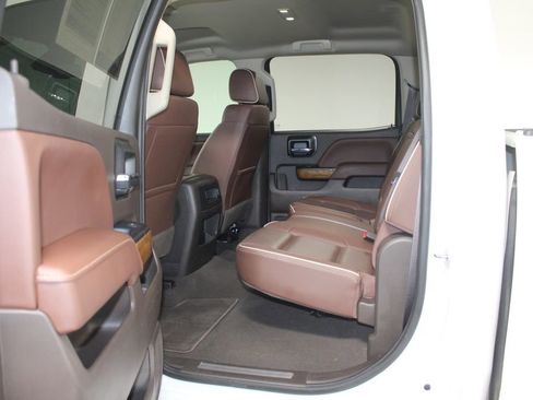 Used 2019 Chevrolet Silverado 2500 High Country w/ Duramax Plus Package image 25