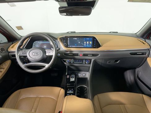 Used 2021 Hyundai Sonata Limited image 15