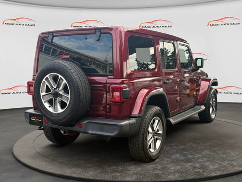 Used 2021 Jeep Wrangler Unlimited Sahara AWD/4WD image 10