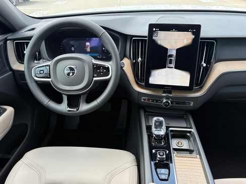 New 2026 Volvo XC60 B5 Plus w/ Protection Package Premier image 10