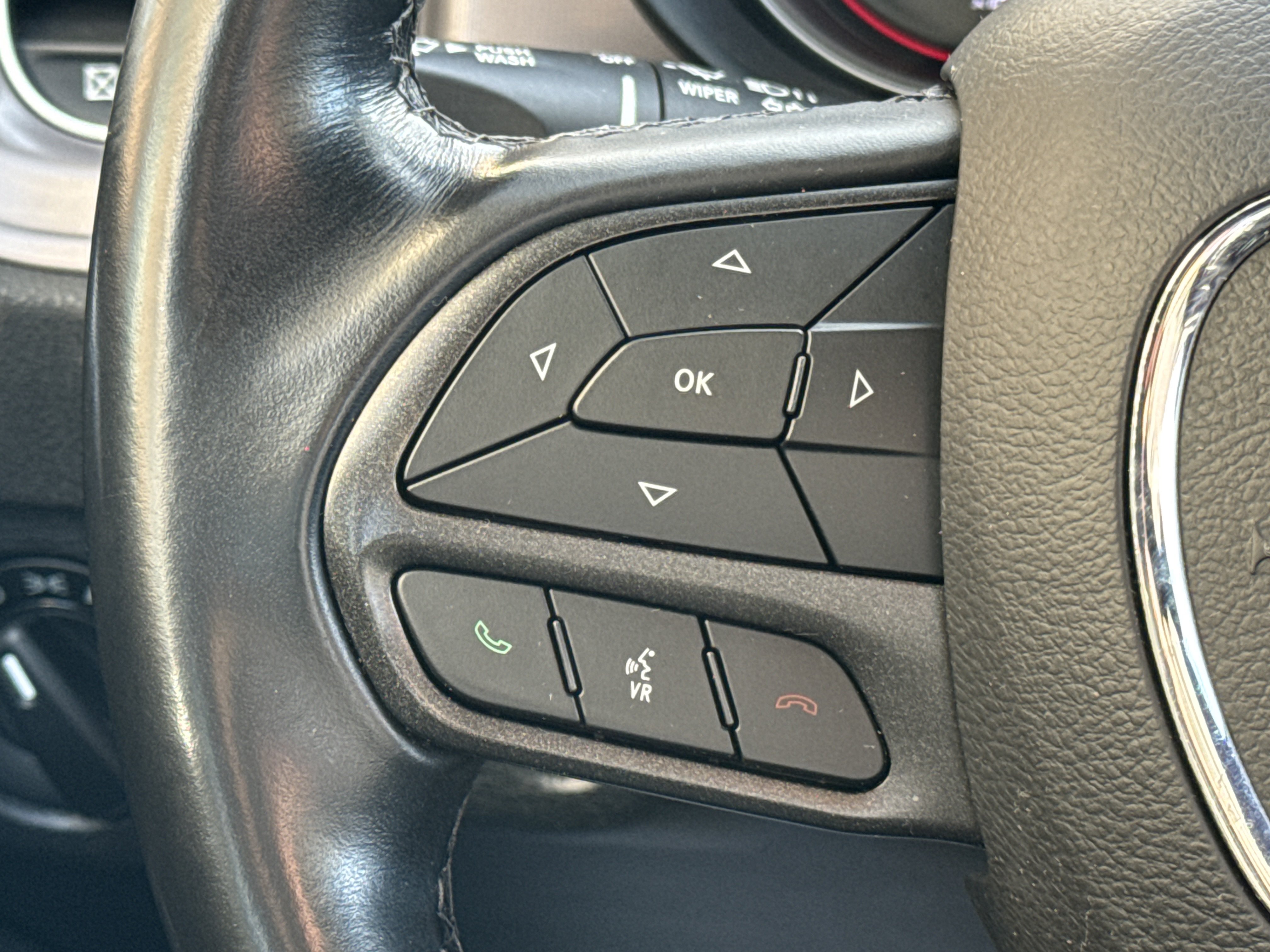 Used 2023 Dodge Charger SXT RWD image 16