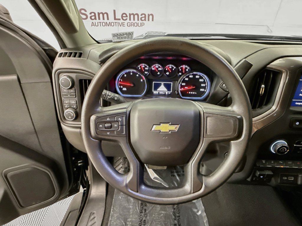 Used 2024 Chevrolet Silverado 2500 Custom w/ Custom Value Package AWD/4WD image 12