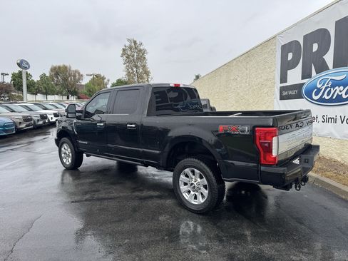 Used 2017 Ford F250 Platinum w/ Platinum Ultimate Package AWD/4WD image 7