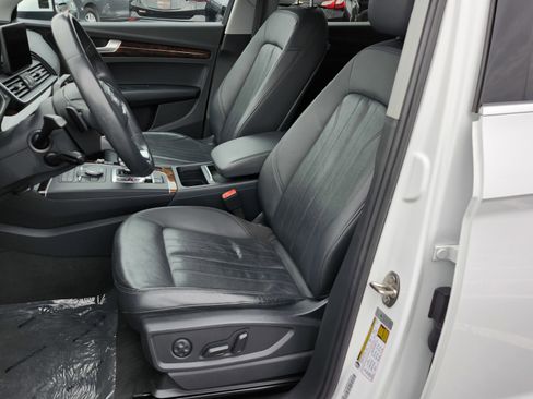 Used 2018 Audi Q5 2.0T Premium Plus w/ Premium Plus Package image 28