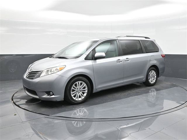 Certified 2017 Toyota Sienna XLE w/ XLE Navigation Package FWD image 1