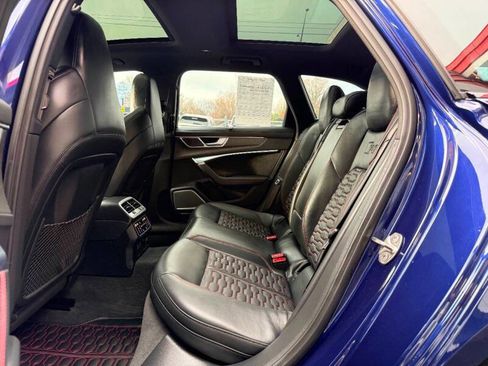 Used 2021 Audi RS 6 w/ Executive Package image 30