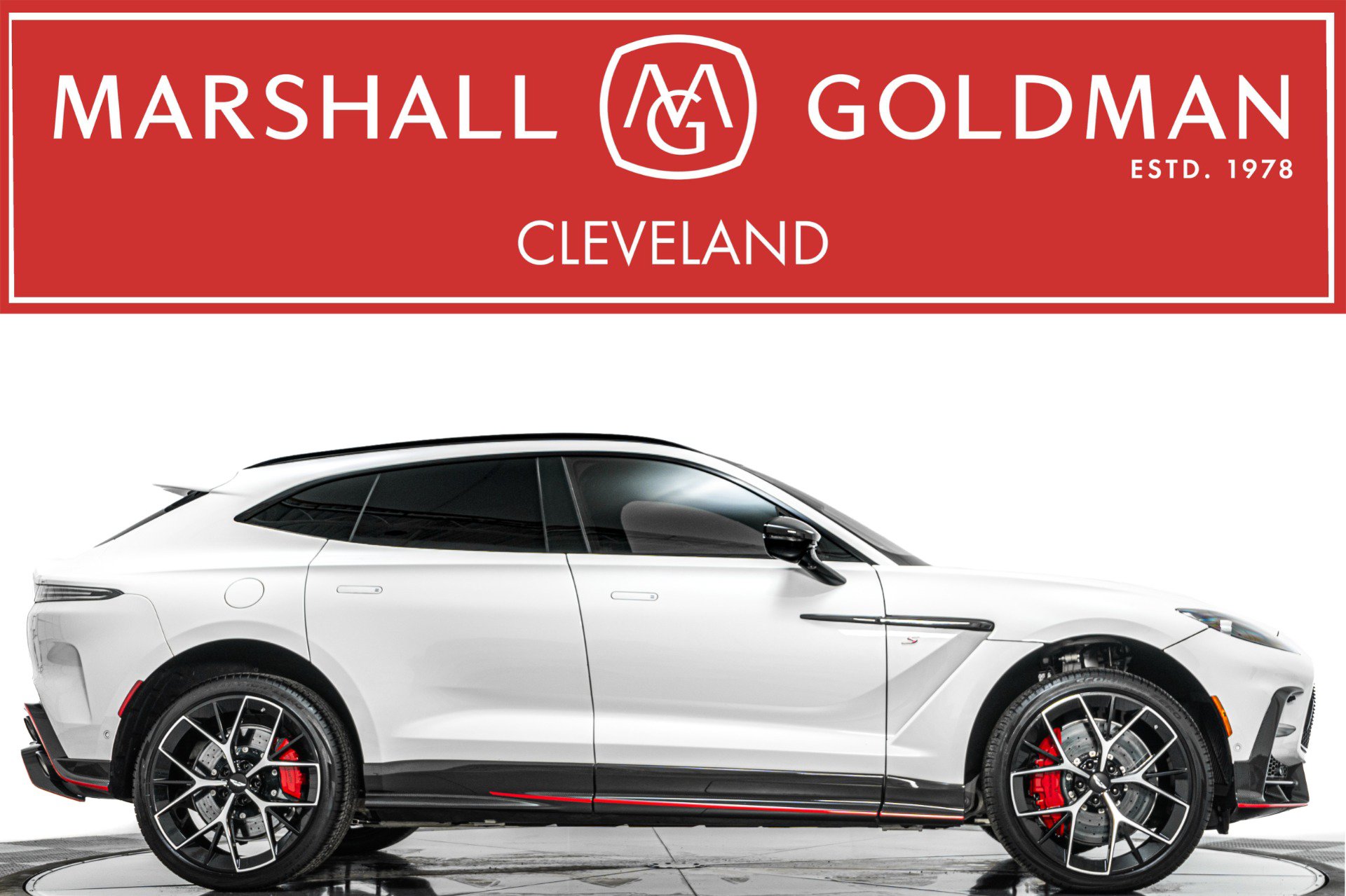 Used 2026 Aston Martin DBX S AWD/4WD image 1