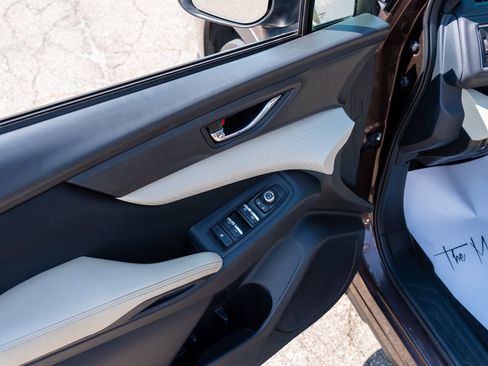 Used 2019 Subaru Ascent Premium w/ Popular Package #4 image 14