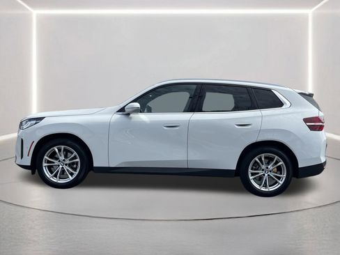 Used 2025 BMW X3 xDrive30i w/ Convenience Package image 22