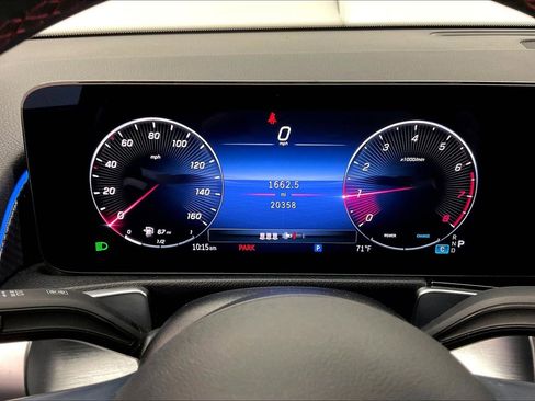 Certified 2024 Mercedes-Benz GLB 250 image 13