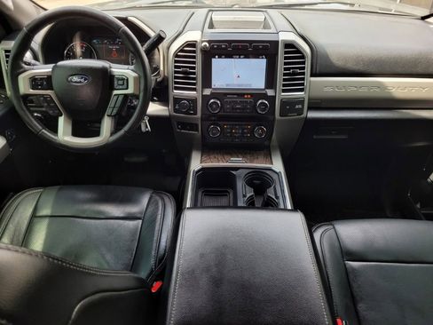 Used 2017 Ford F250 Lariat w/ Lariat Value Package image 38