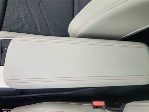 Used 2025 BMW X2 M35i image 57