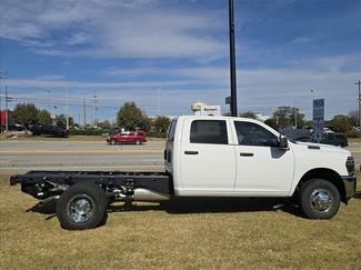New 2026 RAM 3500 Tradesman video 2