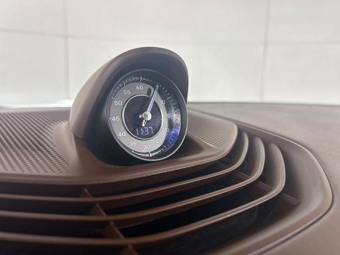 Certified 2020 Porsche Taycan Turbo image 30