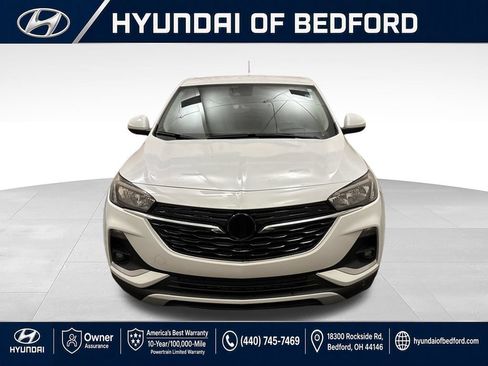 Used 2020 Buick Encore GX Preferred w/ Cold Weather Comfort Package FWD image 2