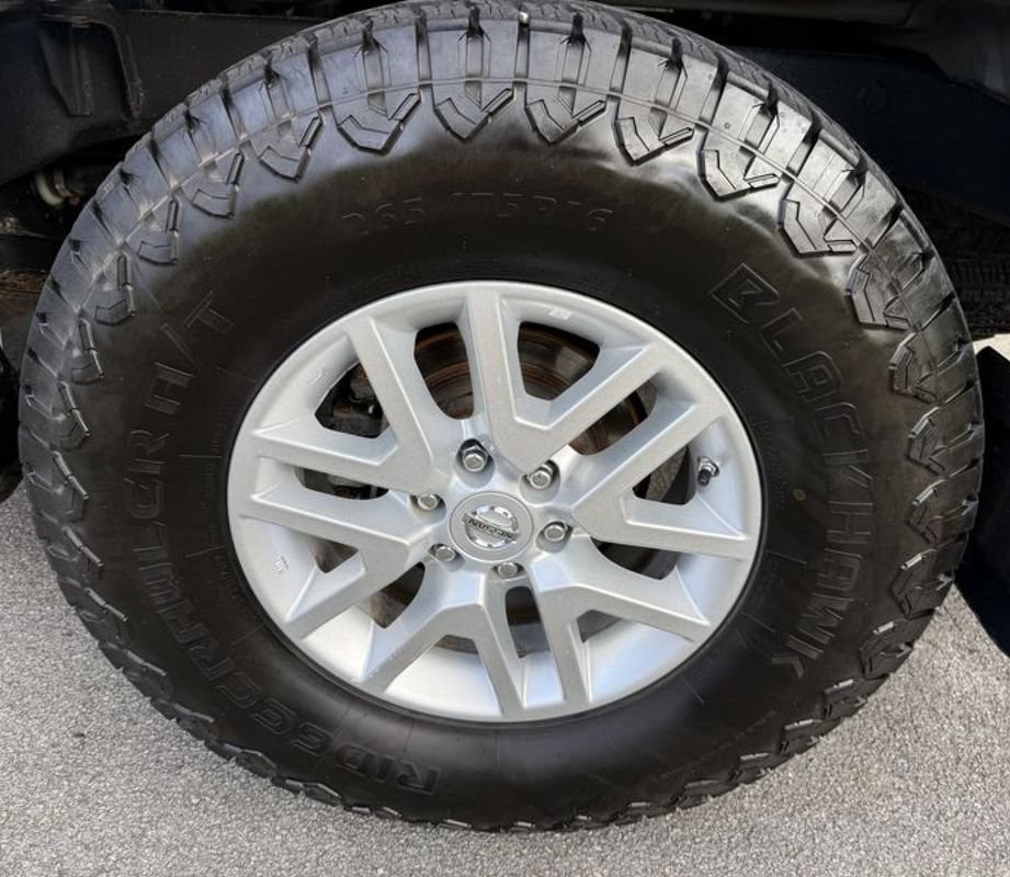 Used 2018 Nissan Frontier SV AWD/4WD image 12