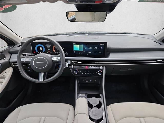 Used 2025 Hyundai Sonata SEL FWD image 18