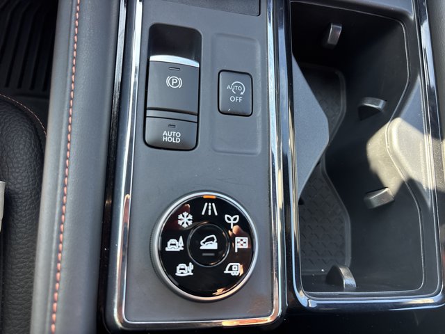 Certified 2025 Nissan Pathfinder Rock Creek AWD/4WD image 38