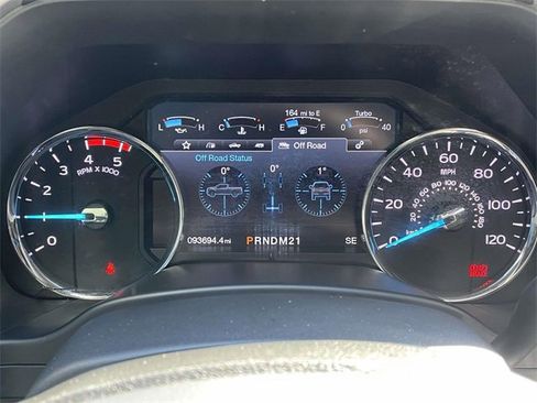 Used 2019 Ford F350 Lariat w/ Chrome Package image 19