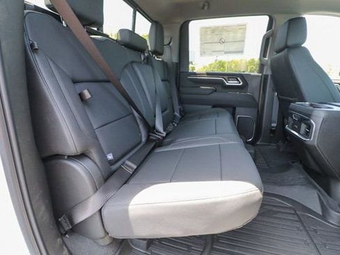 New 2025 GMC Sierra 2500 SLT w/ SLT Premium Package image 26